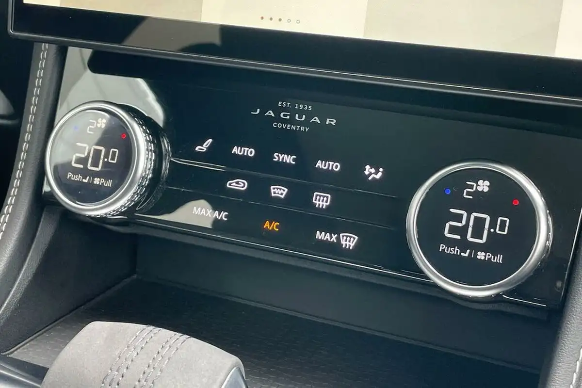 2021-jaguar-f-pace-20-d200-r-dynamic-hse-mhev-big-50