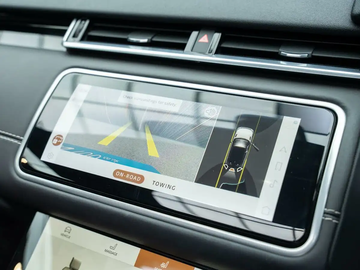 2022-land-rover-range-rover-velar-30-d300-r-dynamic-hse-big-15