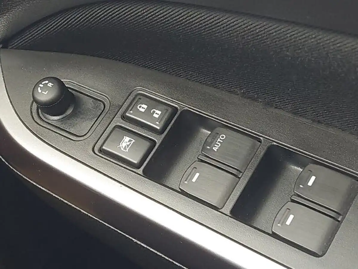 2022-suzuki-vitara-14-boosterjet-sz-t-big-17