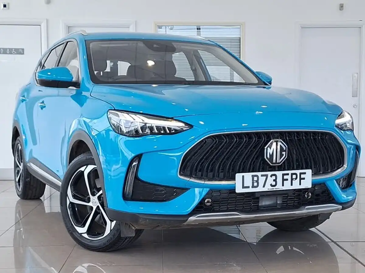 2023-mg-hs-15t-gdi-se-162ps-dct-big-0