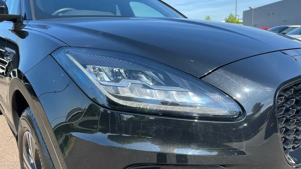 2023-jaguar-e-pace-15-p300e-r-dynamic-s-big-16