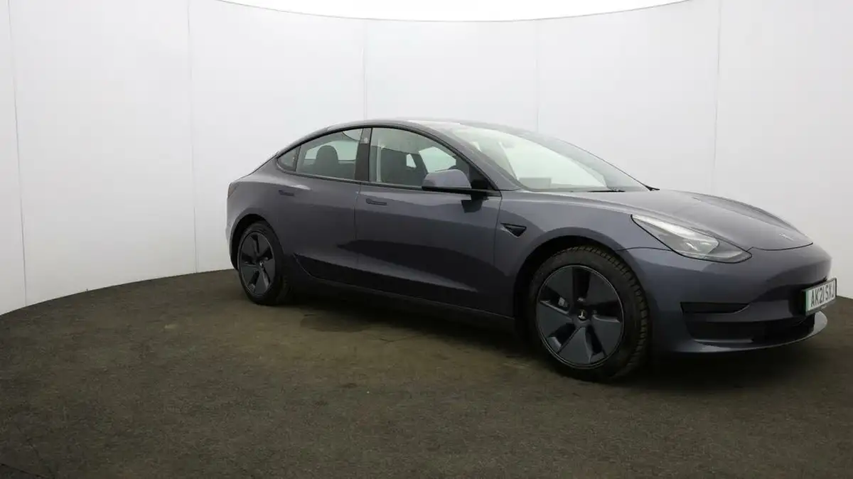 2021-tesla-model-3-e-standard-plus-big-45