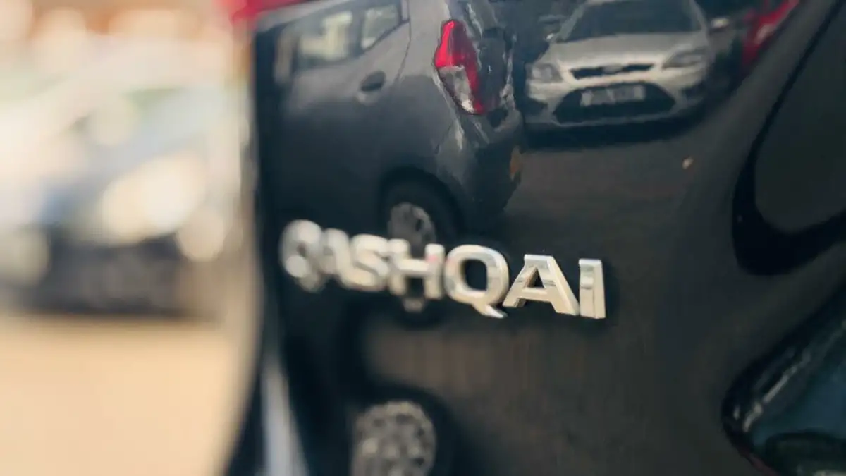 2015-nissan-qashqai-big-6