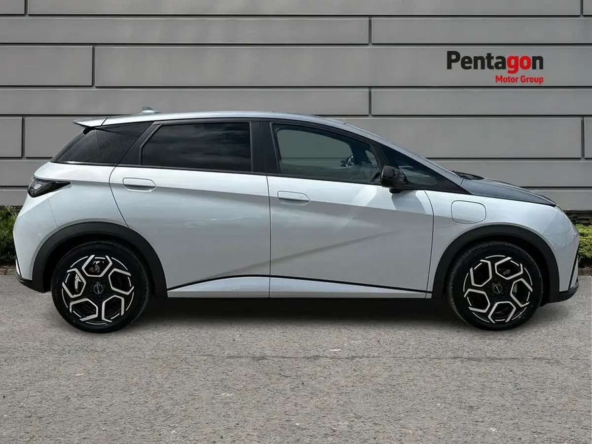 2025-byd-dolphin-e-design-big-13