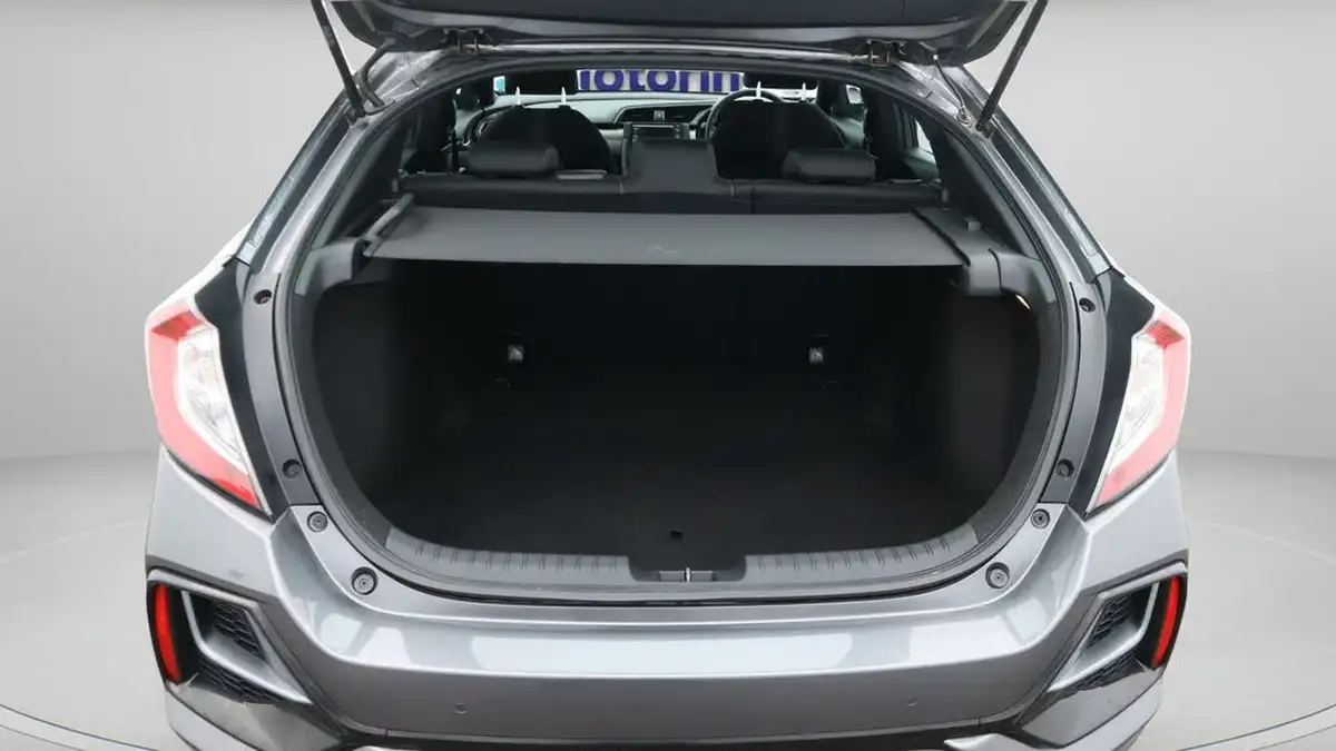 2021-honda-civic-10-vtec-turbo-se-hatchback-5d-big-17