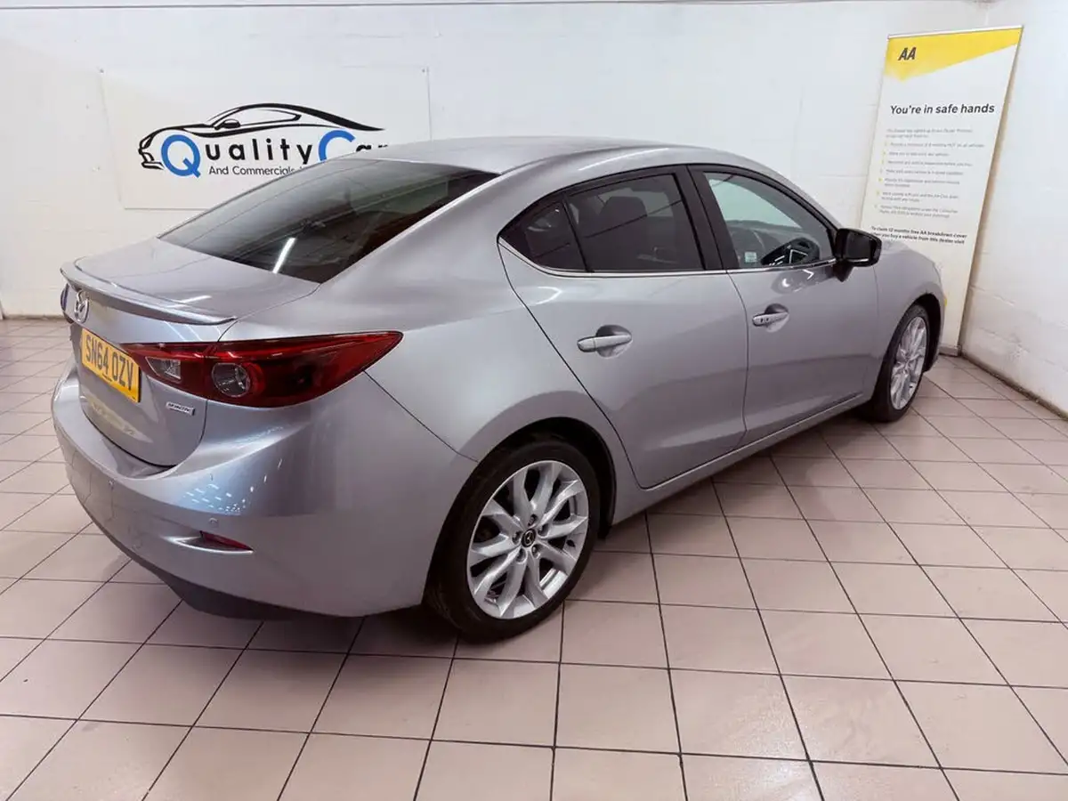 2014-mazda-mazda3-20-sport-nav-120ps-fastback-4d-big-8