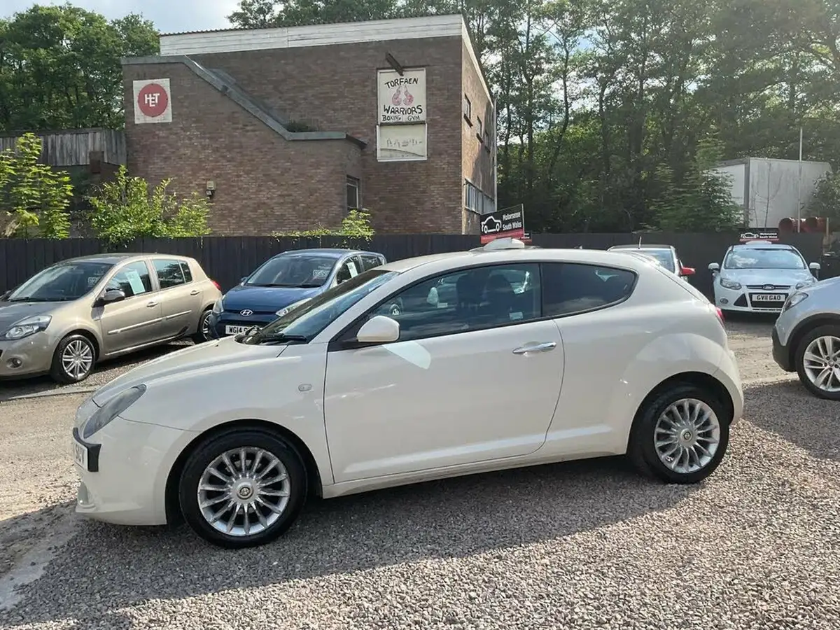 2014-alfa-romeo-mito-13jtdm-2-sprint-big-72