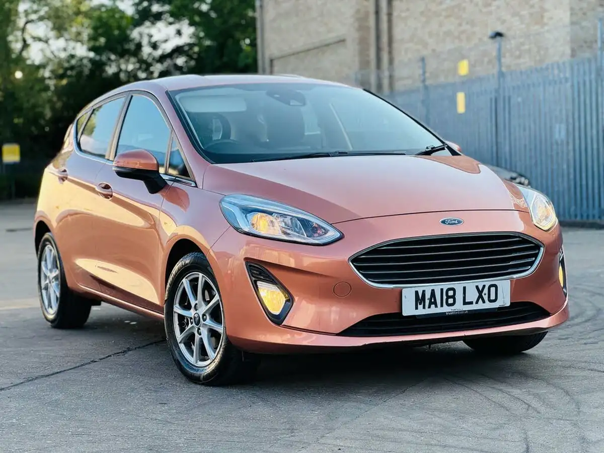 2018-ford-fiesta-11-ti-vct-zetec-bo-play-series-5d-big-0