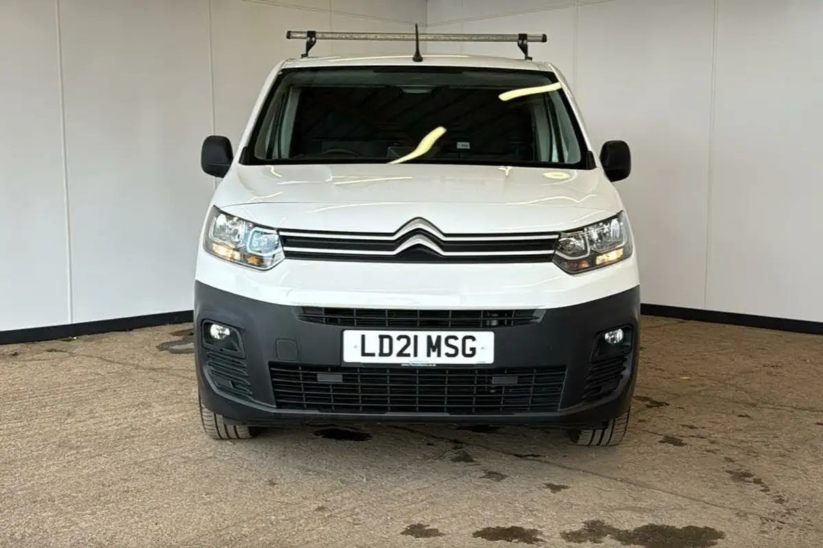 2021-citroen-berlingo-15bluehdi-1000-enterprise-100pseu6dt-e-ss-panel-big-6