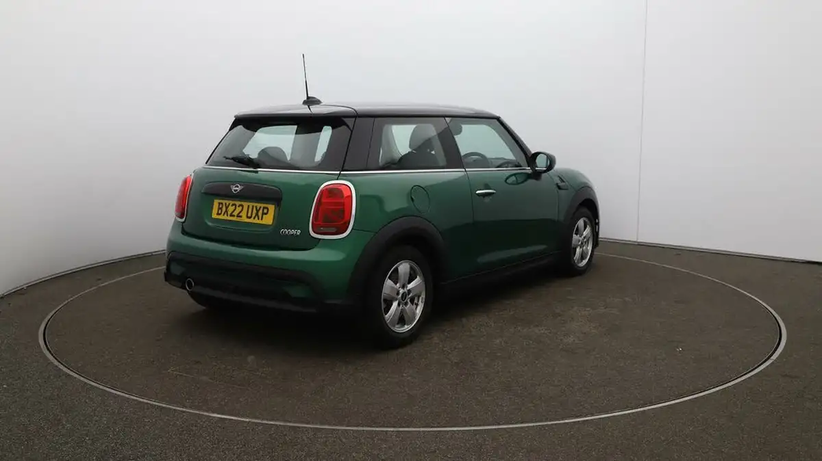 2022-mini-cooper-15-cooper-classic-hatchback-3d-auto-big-50
