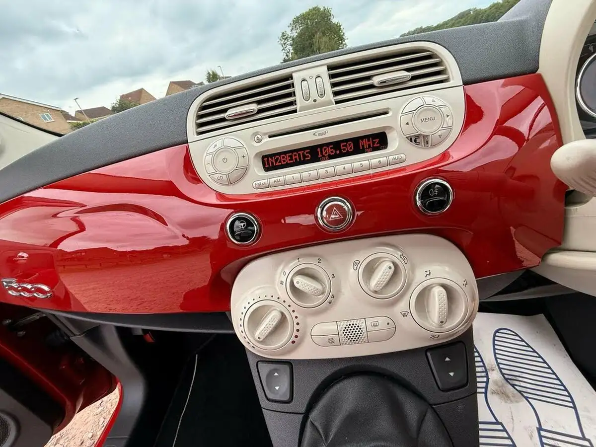 2012-fiat-500-12-pop-big-30