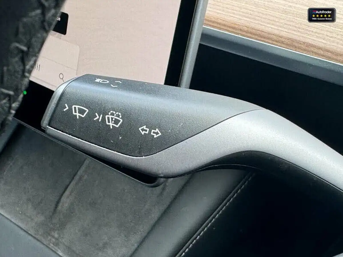 2022-tesla-model-3-e-long-range-big-13