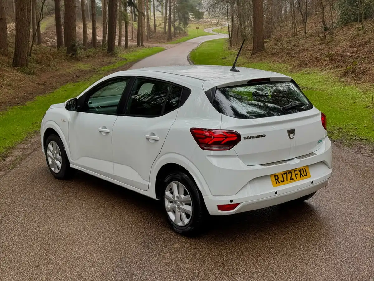 2022-dacia-sandero-10-tce-comfort-90bhp-big-4