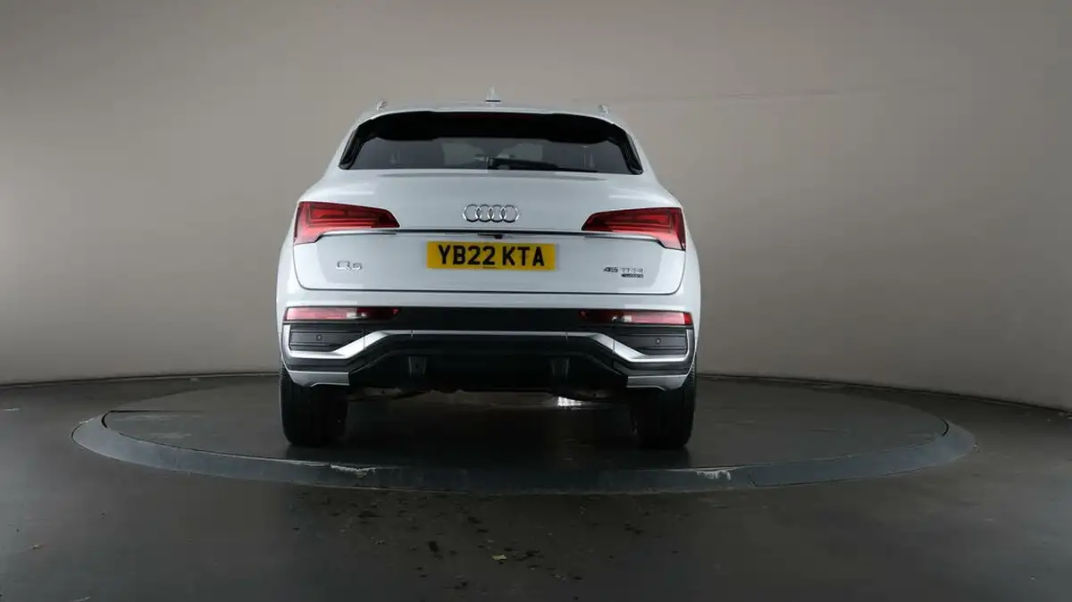 2022-audi-q5-20-45-tfsi-s-line-sportback-big-35