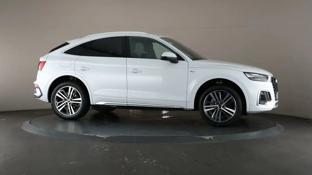 2022-audi-q5-20-45-tfsi-s-line-sportback-big-59