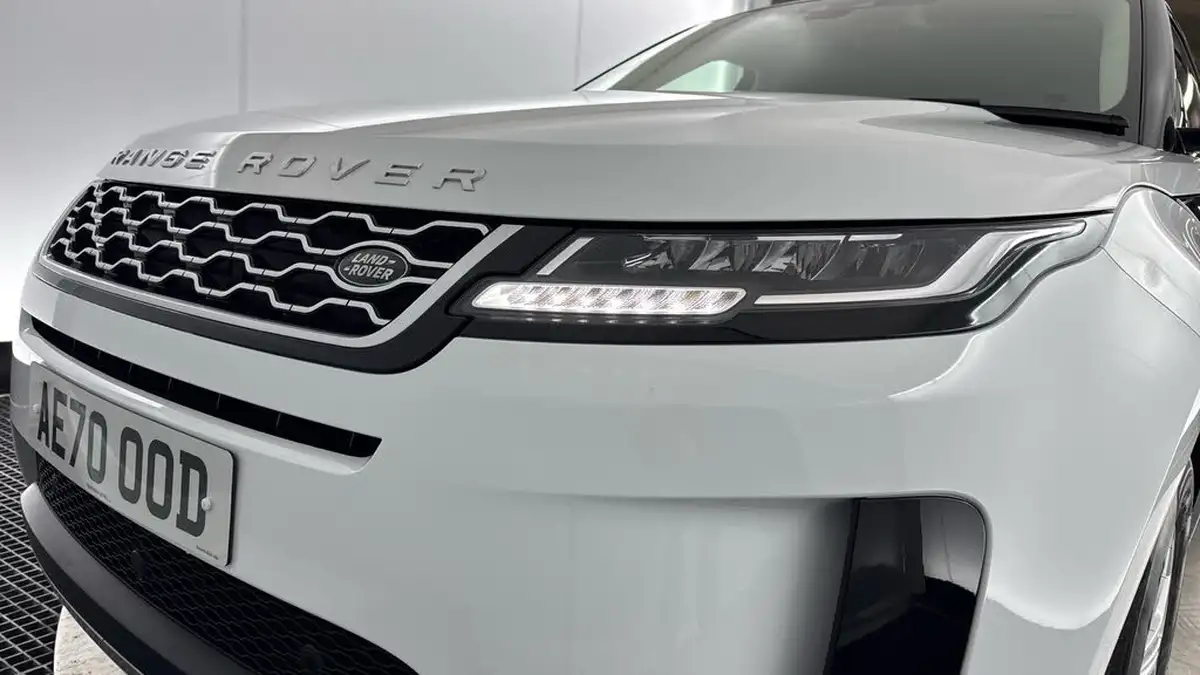 2020-land-rover-range-rover-evoque-20-d150-s-big-27