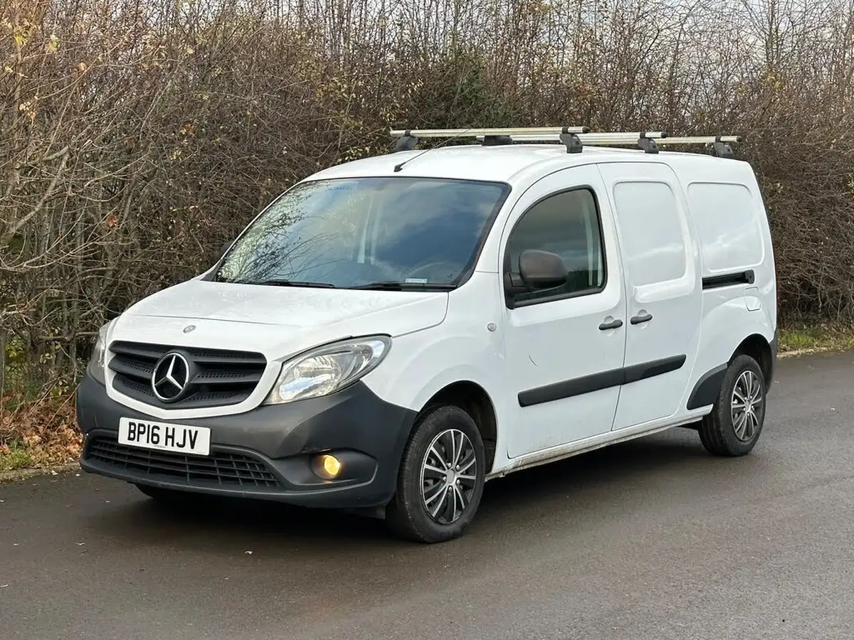 2016-mercedes-benz-citan-15-cdi-109-15cdi-compact-panel-van-big-1
