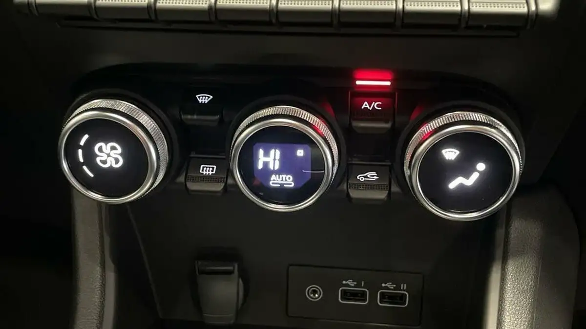 2023-renault-captur-16-techno-160ps-plug-in-big-27
