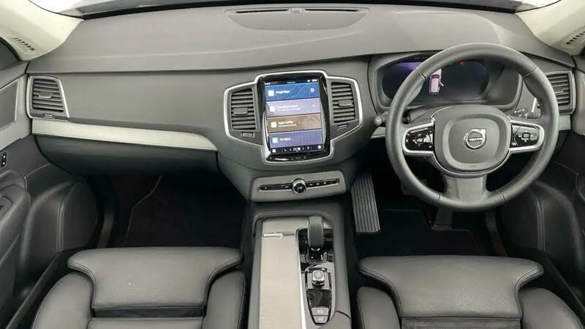2024-volvo-xc90-20-b5-core-big-7
