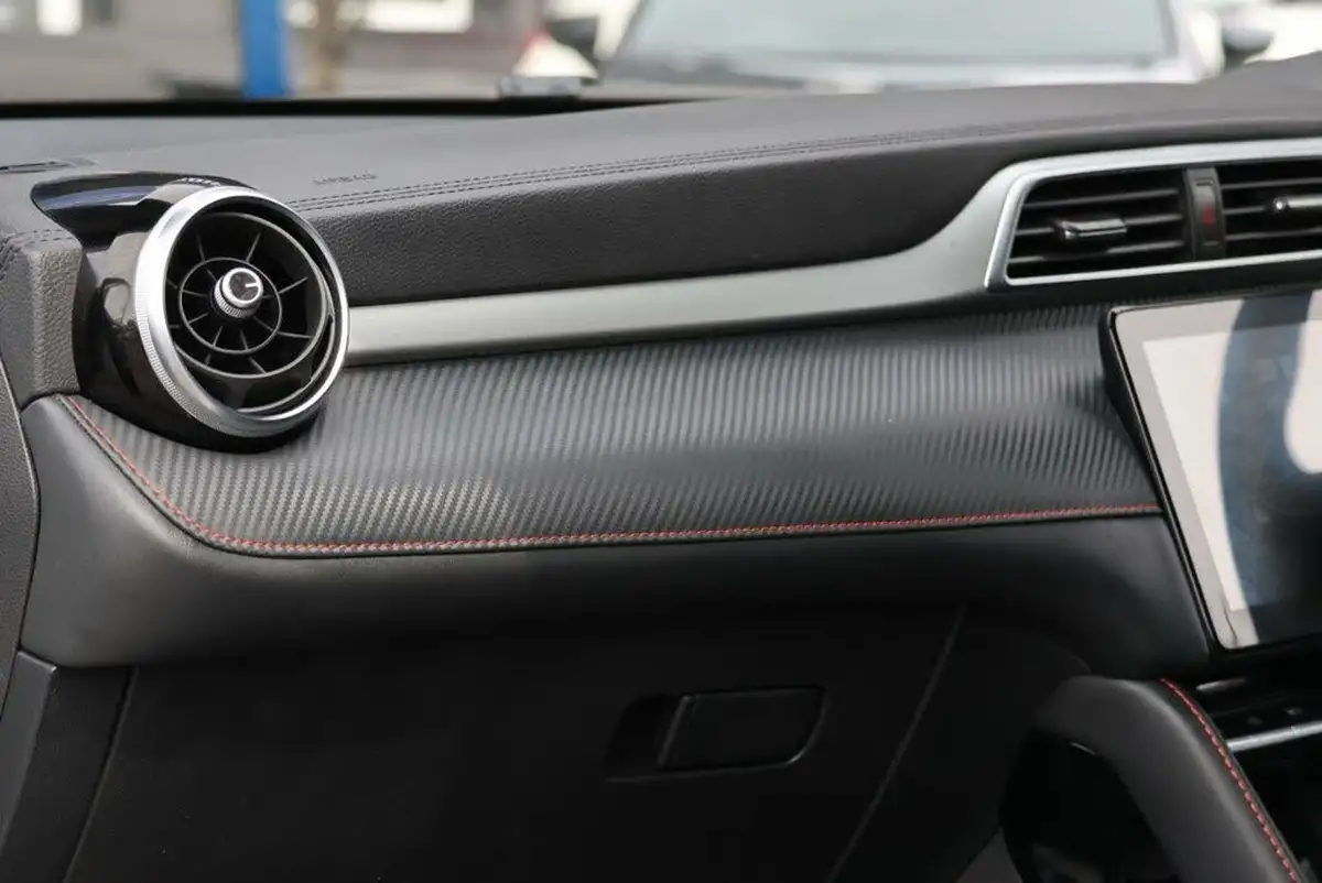 2021-mg-zs-suv-15-vti-tech-exclusive-big-13