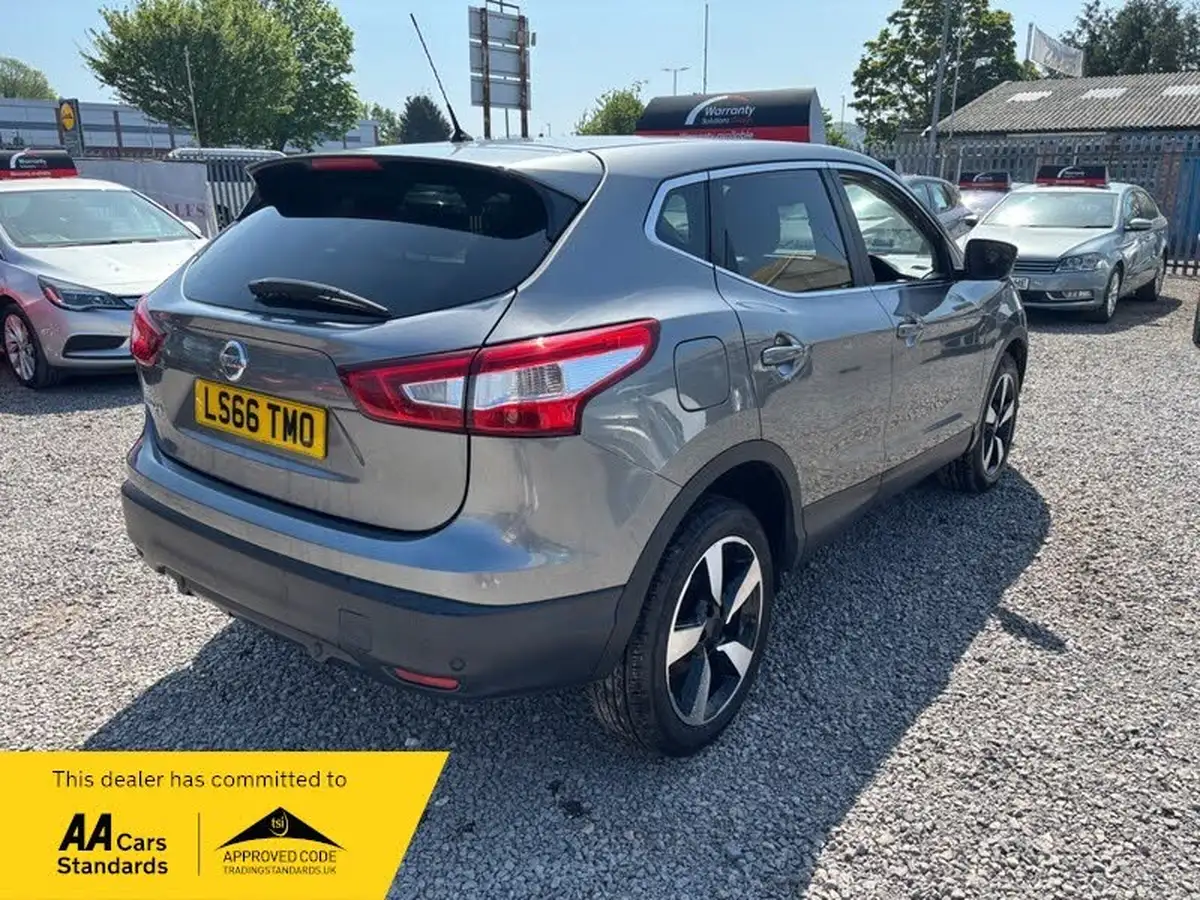 2016-nissan-qashqai-12-dig-t-n-connecta-big-6