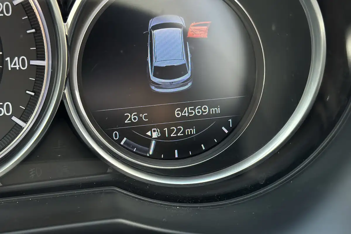 2018-mazda-mazda6-22td-sport-nav-150ps-skyactiv-d-tourer-5d-big-13