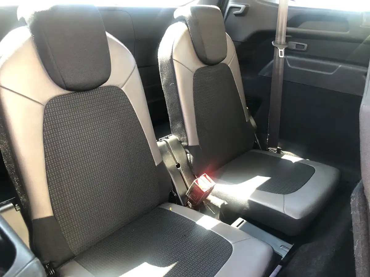 2017-citroen-grand-c4-picasso-16bluehdi-flair-big-16