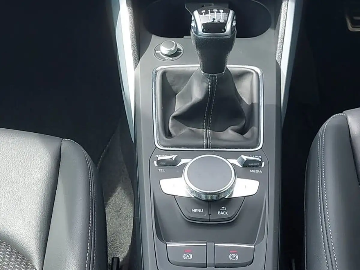 2023-audi-q2-10-30-tfsi-s-line-big-10
