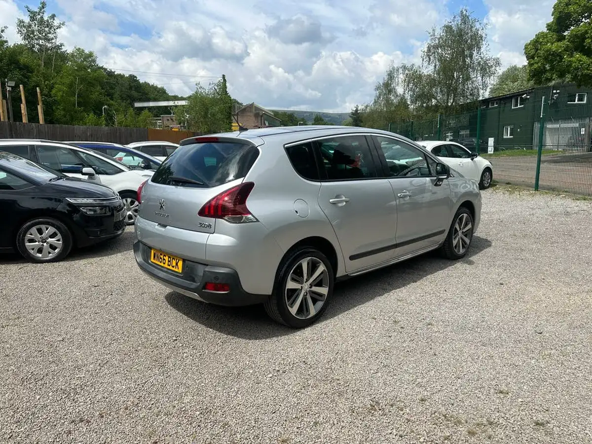 2016-peugeot-3008-crossover-16bluehdi-allure-auto-big-4