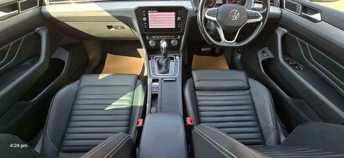 2020-volkswagen-passat-20tdi-sel-150ps-evo-estate-5d-dsg-big-32