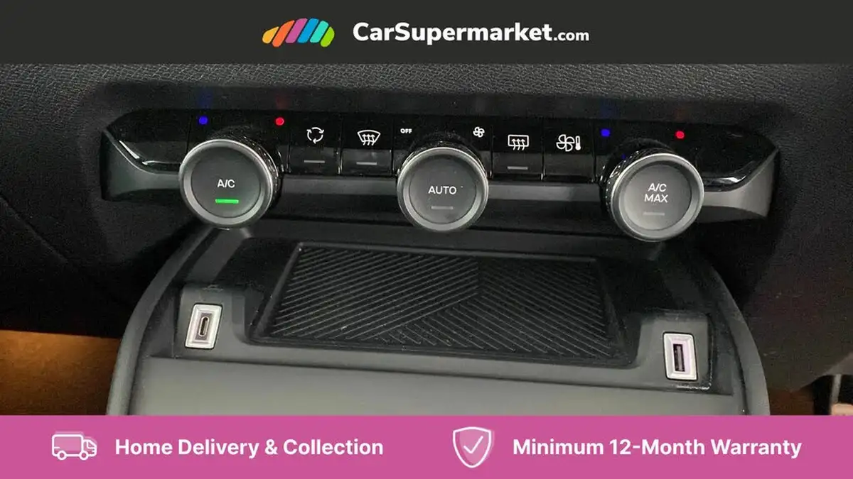 2022-citroen-c4-12-puretech-sense-big-23