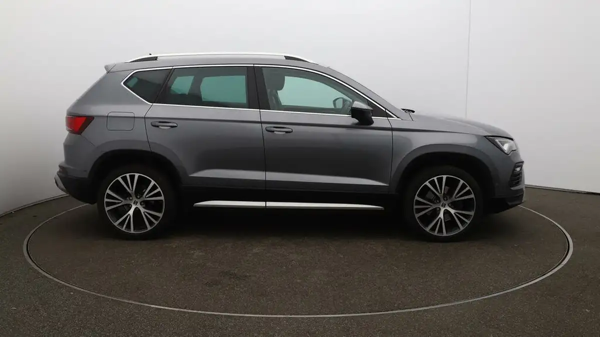 2022-seat-ateca-15-ecotsi-xperience-lux-dsg-big-49