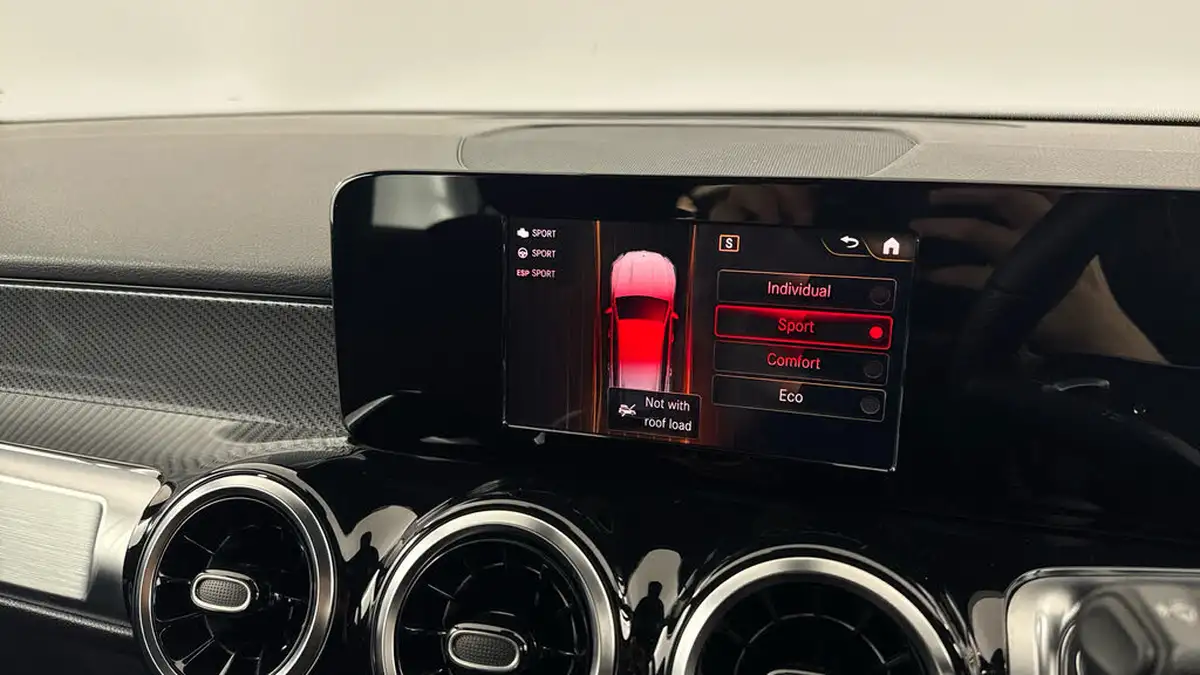2021-mercedes-benz-glb-class-13-glb200-amg-line-8g-tronic-big-18
