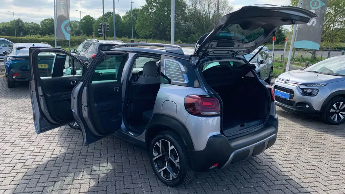 2022-citroen-c3-aircross-12-puretech-shine-plus-130ps-eat6-big-29