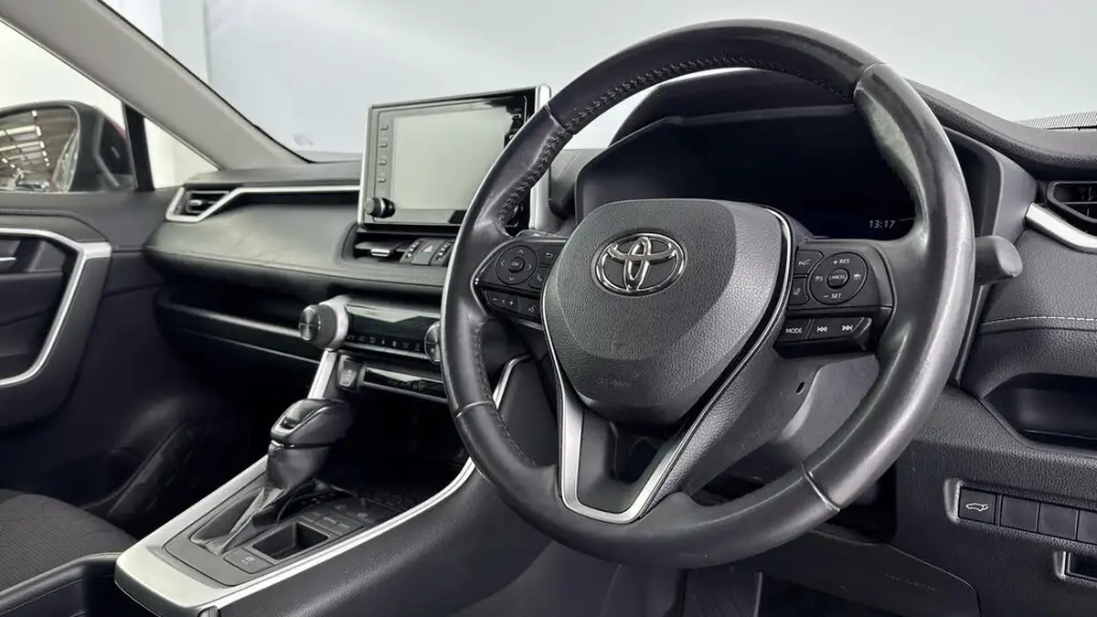 2020-toyota-rav4-25-vvt-i-design-215bhp-big-8