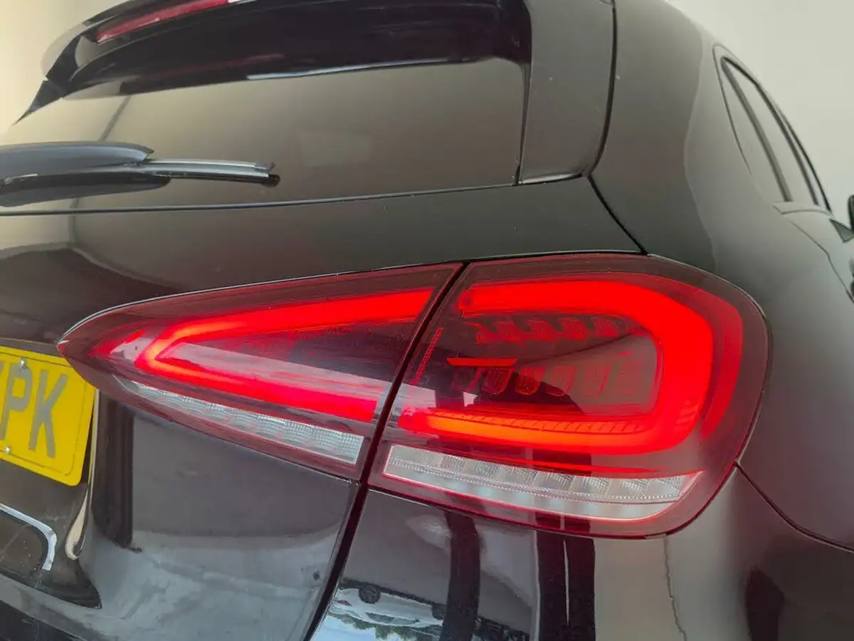 2022-mercedes-benz-a-class-13-a180-amg-line-executive-edition-hatchback-5d-7g-dct-big-62