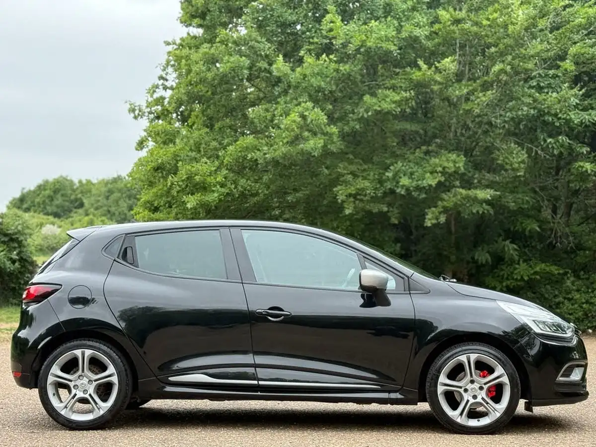 2018-renault-clio-09-tce-gt-line-big-3