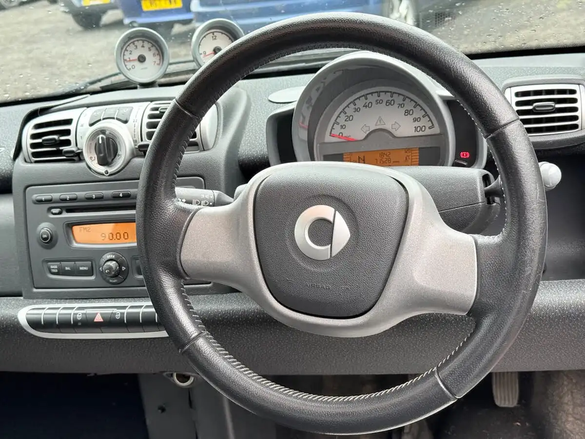 2007-smart-fortwo-10-passion-71bhp-coupe-big-26