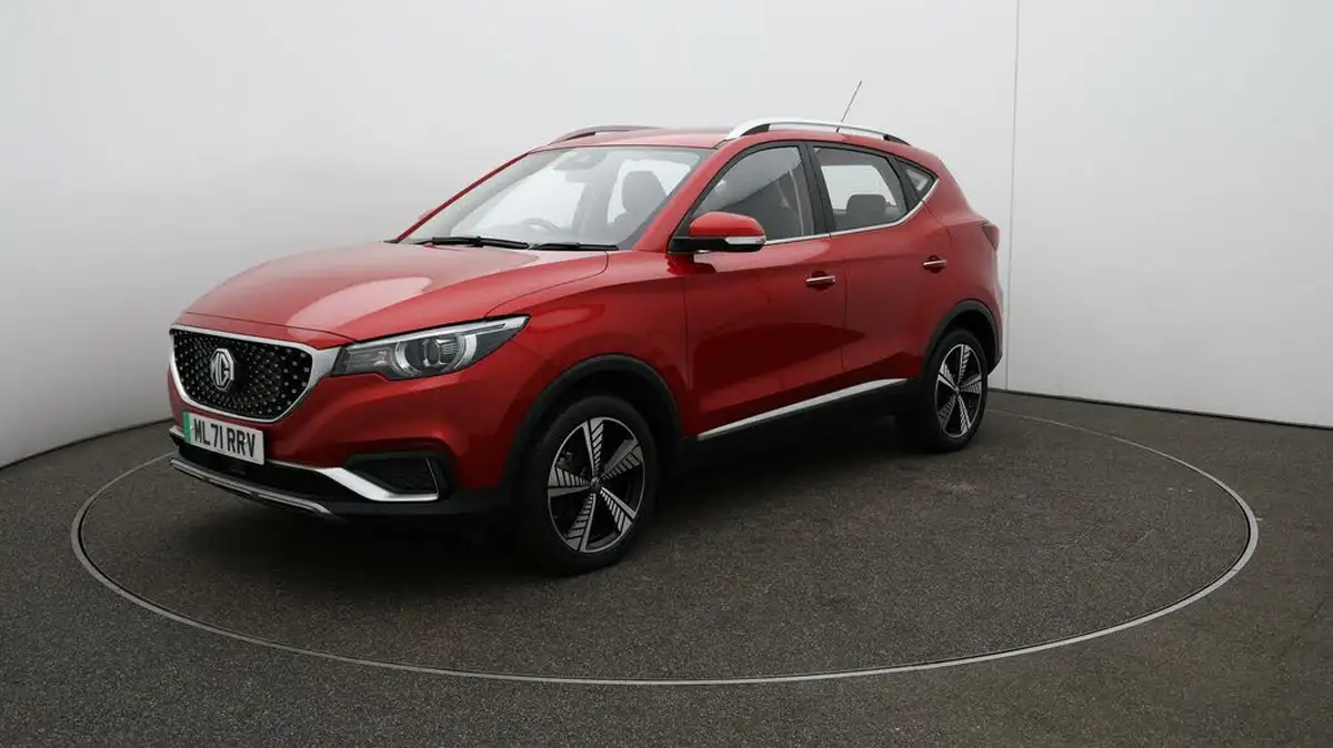 2021-mg-zs-suv-e-exclusive-ev-big-3