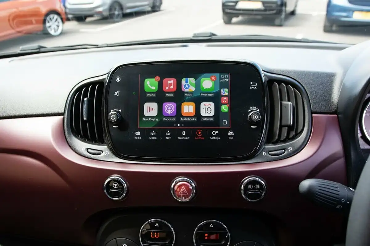 2020-fiat-500-10-star-big-28