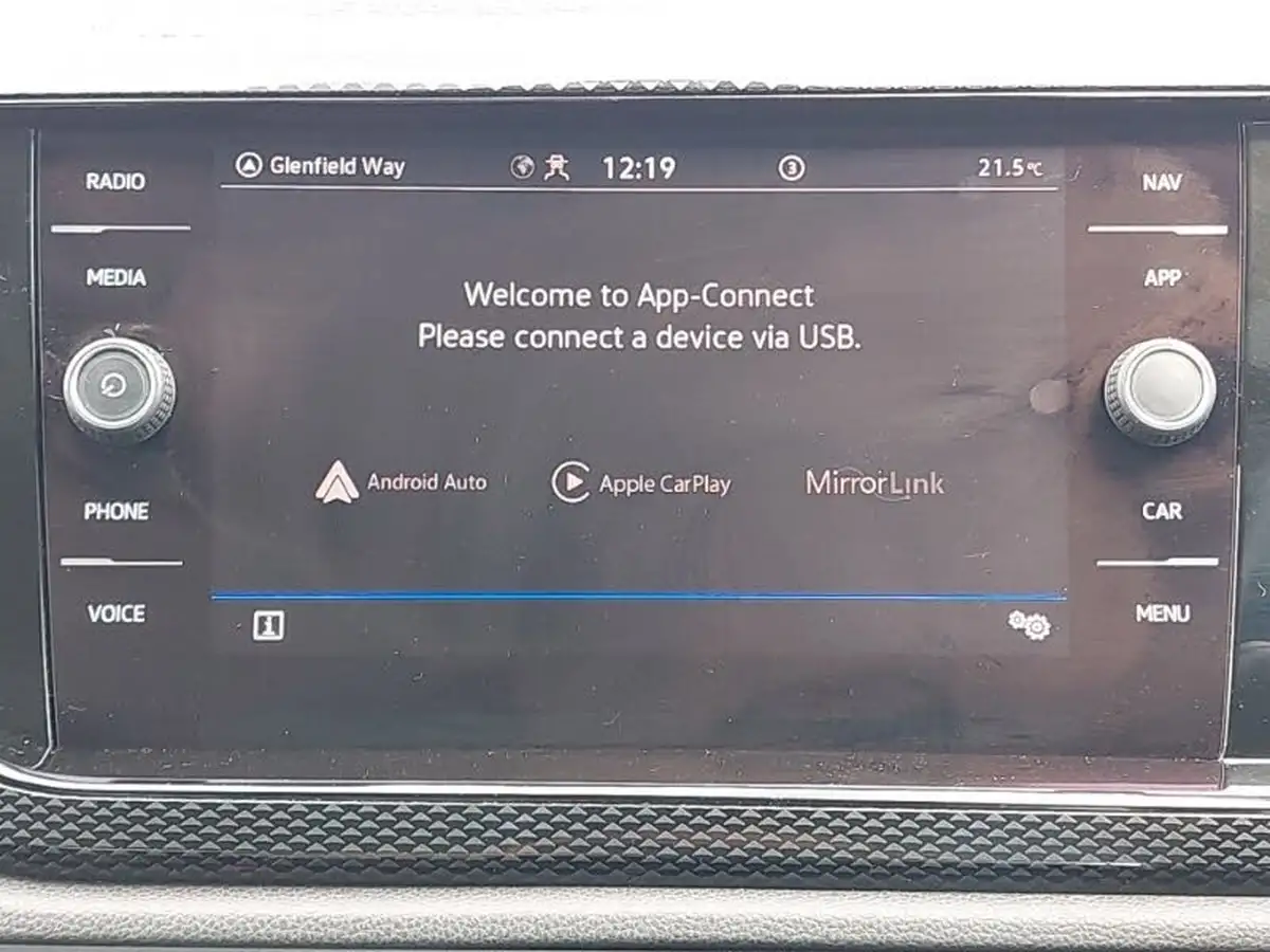 2022-volkswagen-polo-10-tsi-life-dsg-big-10