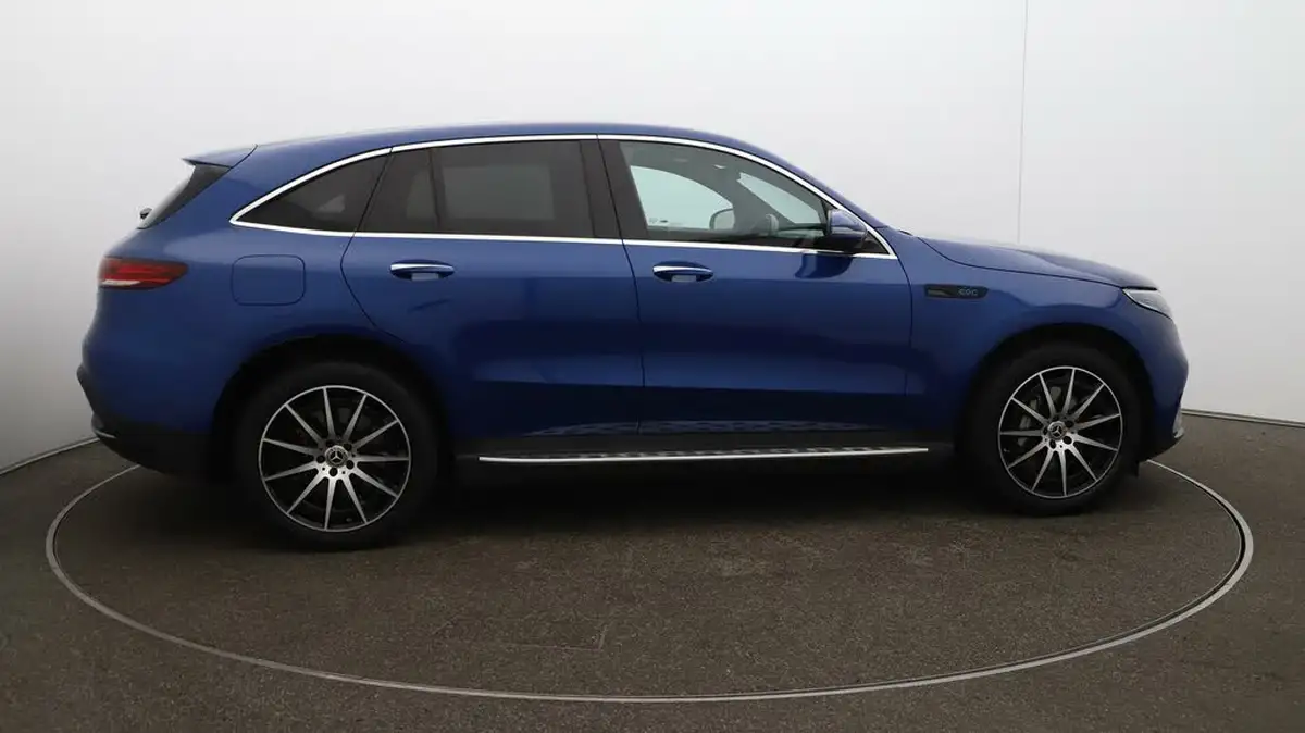2022-mercedes-benz-eqc-e-eqc-400-amg-line-big-49