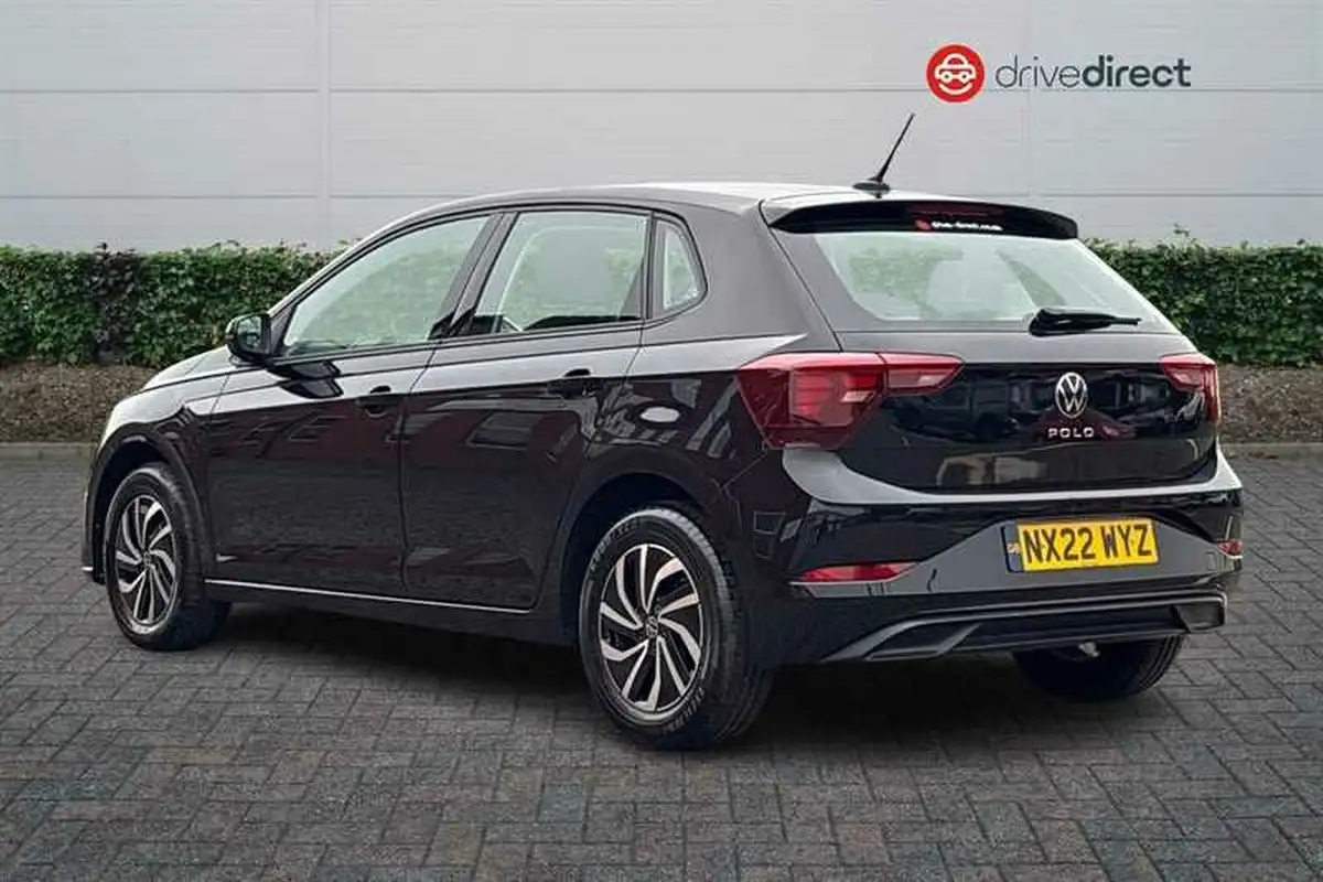 2022-volkswagen-polo-10-tsi-life-dsg-big-4