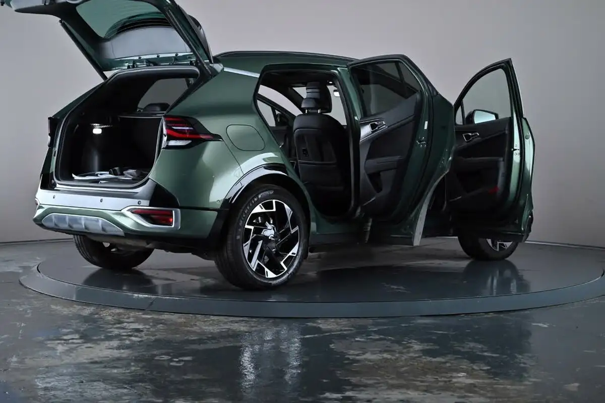 2023-kia-sportage-16-t-gdi-gt-line-s-261bhp-awd-phev-auto-big-76