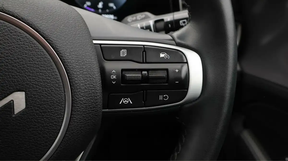 2022-kia-sportage-16crdi-3-big-23