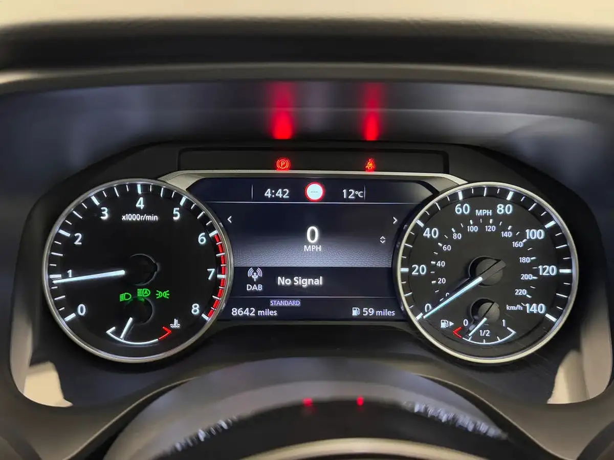 2024-nissan-qashqai-13-dig-t-acenta-premium-140ps-big-25