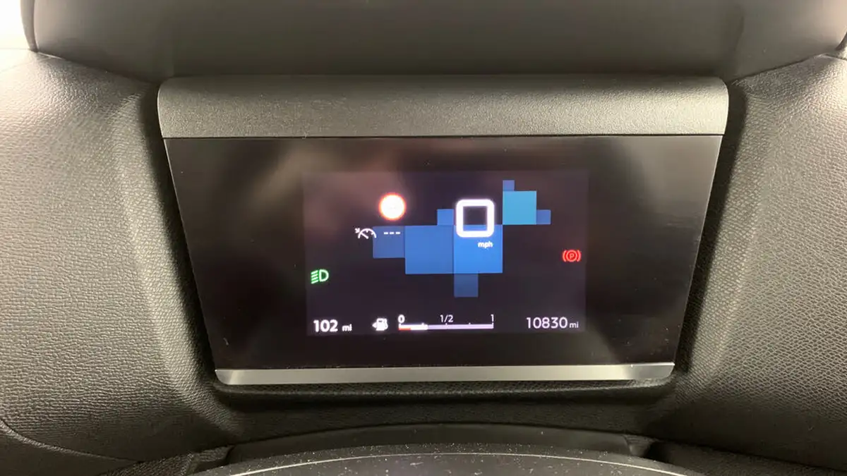 2023-citroen-c4-12-puretech-sense-big-9