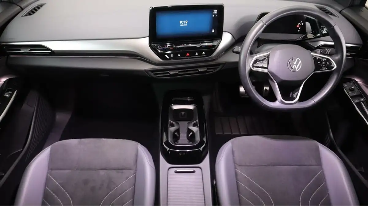 2022-volkswagen-id4-e-life-148ps-52kwh-pure-performance-big-12
