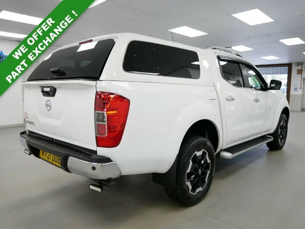 2021-nissan-navara-23dci-tt-tekna-8-navileather-auto-big-11