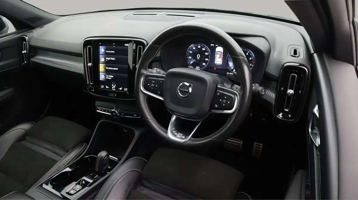 2019-volvo-xc40-20-t4-r-design-pro-awd-big-9